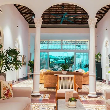 Casa Niza - Colonial House Holiday home *