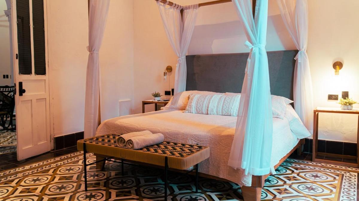 Casa Niza - Colonial House *